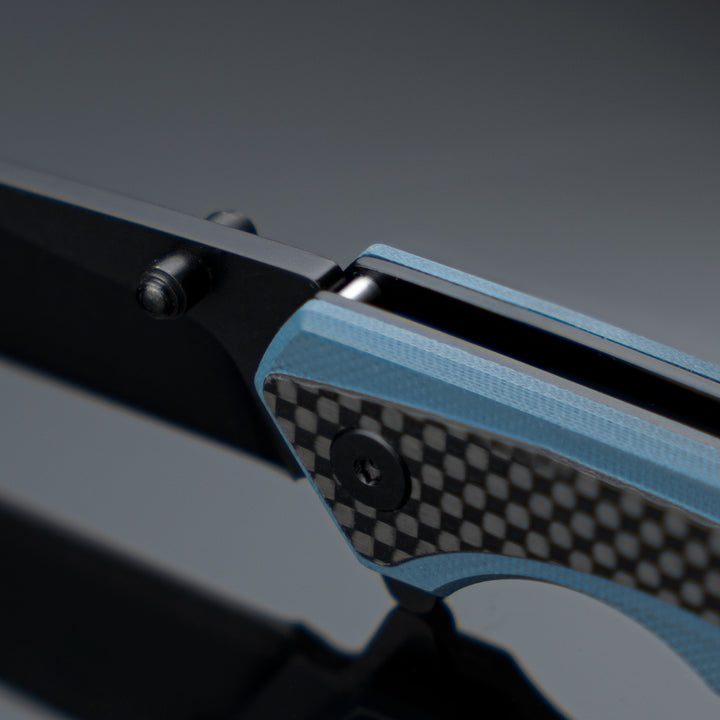 NedFoss Dolphin 3.5" Pocket Knife (Carbon-Fiber and G10 Handle, D2 Steel Black PVD Blade ) 3.4oz