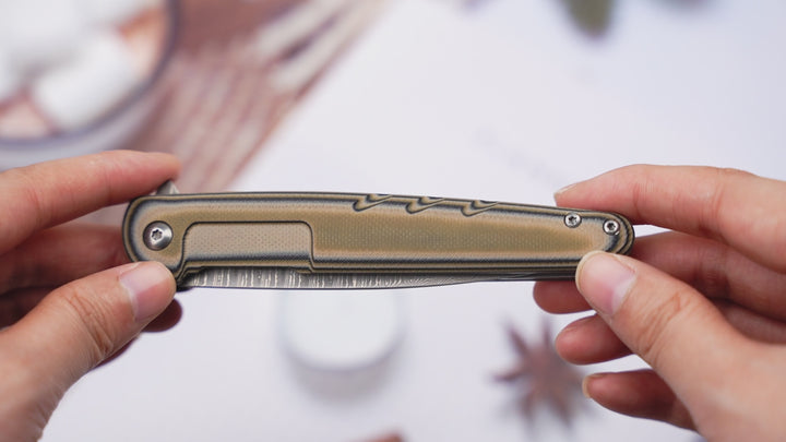 Damast-Taschenmesser mit Clip, 3,5-Zoll-Klinge aus handgefertigtem geschmiedetem Damaststahl mit G10-Griff, Liner Lock